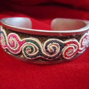 UNISEX ARTIST handmade vintage silver+textile stamped WAVE CUFF BRACELET M- L
